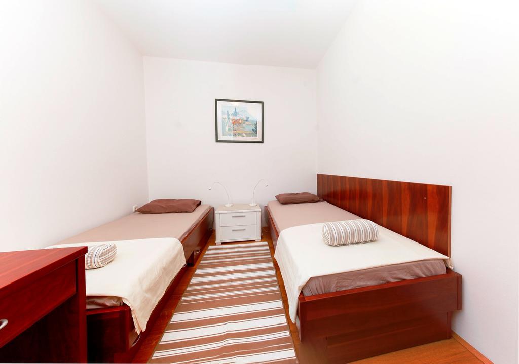 Apartman Lavanda Kali Exteriör bild